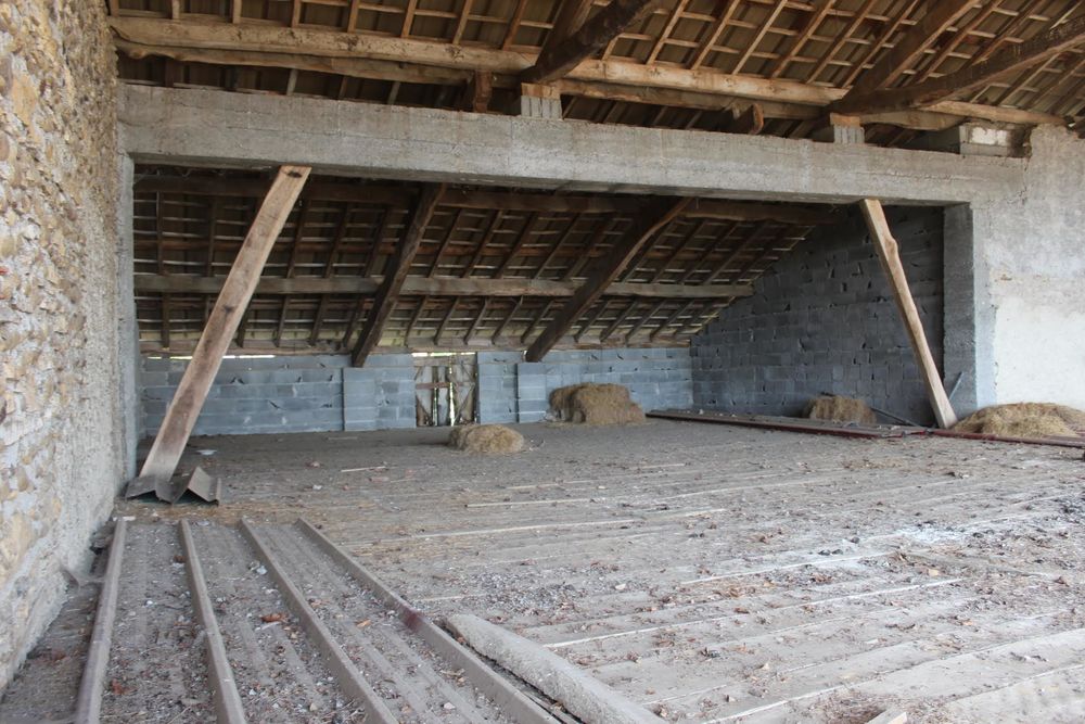 Vente Ferme Secteur MONTREJEAU , Ferme agricole / dépendances / terrain de 8.5 Hectares; Sédeilhac