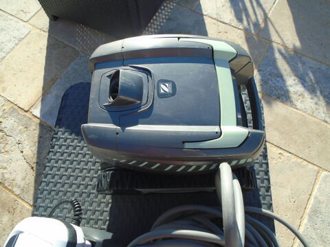 robot piscine zodiac 200 Frjus (83)