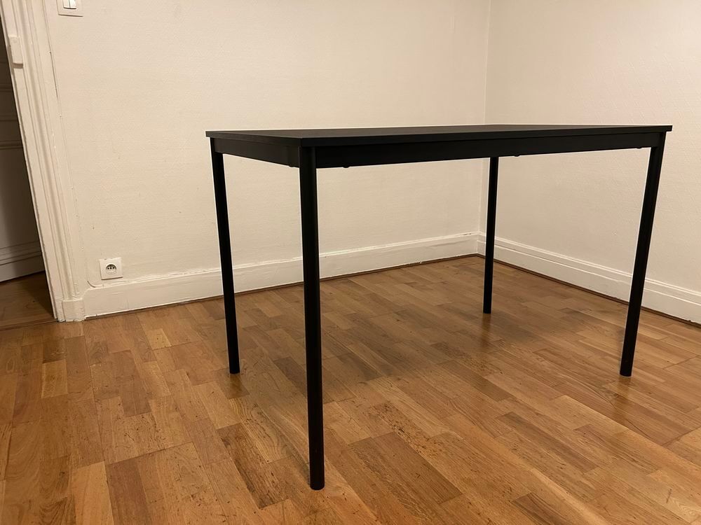 Table &agrave; manger noir Meubles