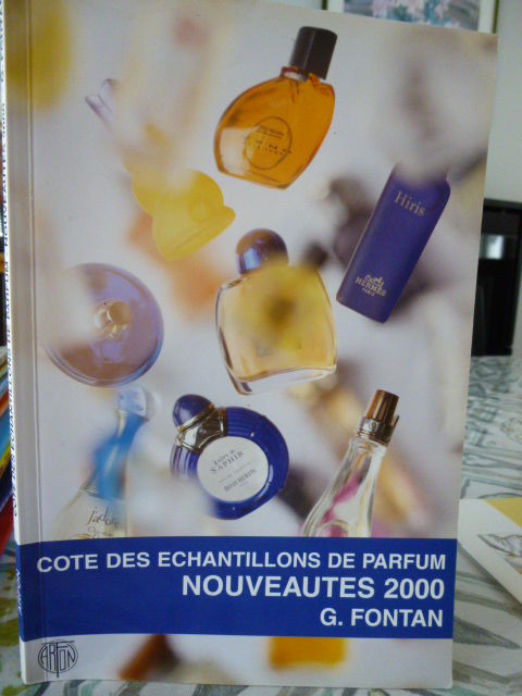 Livres sur la c�te des miniatures de parfums 12 Saint-L�onard (62)