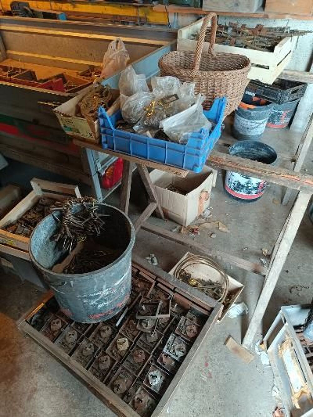 quincailleries pour meubles Bricolage