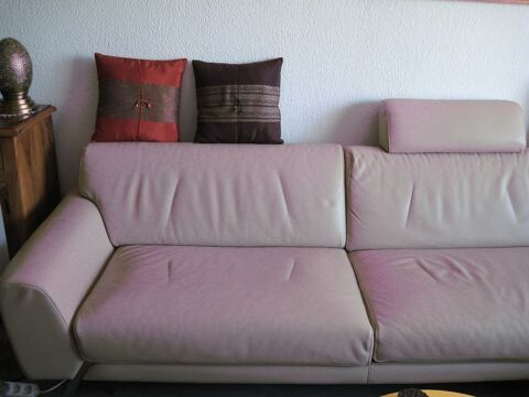 SALON ROCHE BOBOIS Hy�res (83)