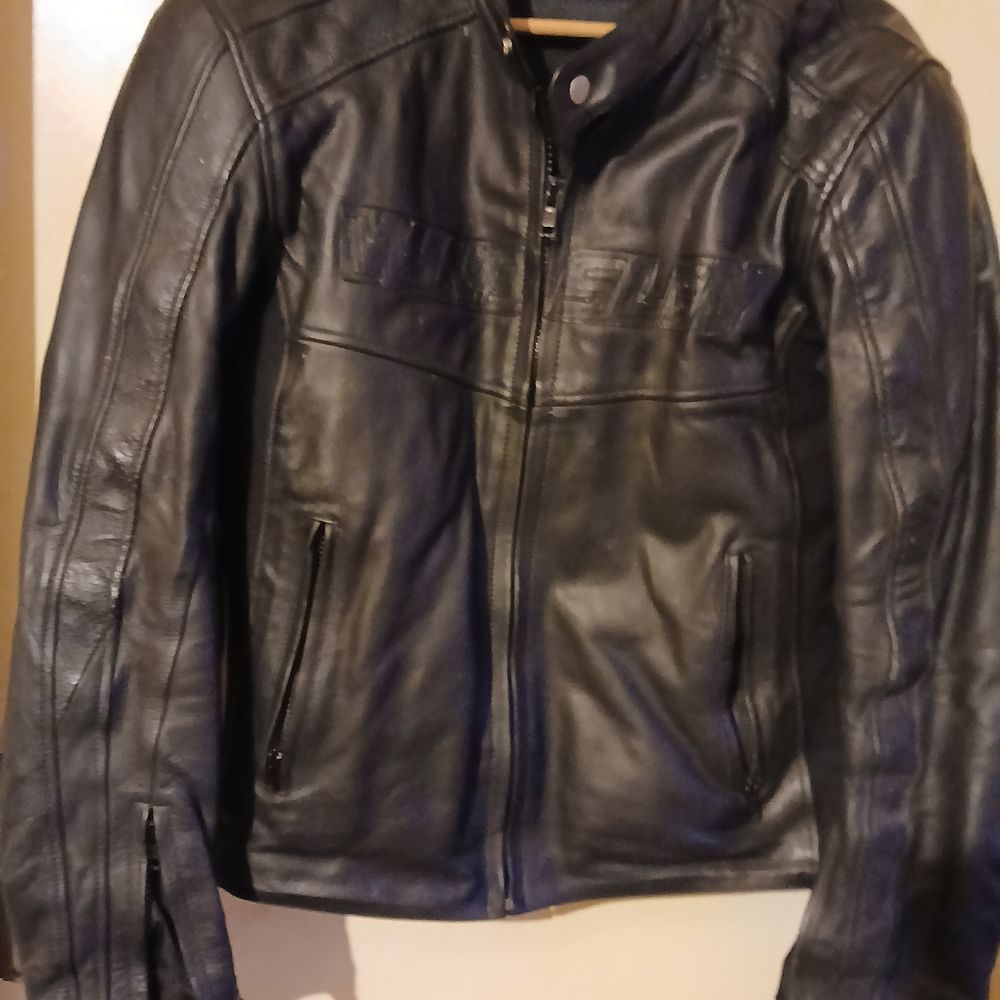 BLOUSON CUIR Vêtements