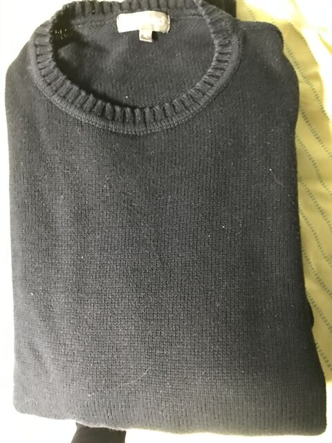 PULL NOIR COTON  Taille XL 12 Saint-Genis-Laval (69)