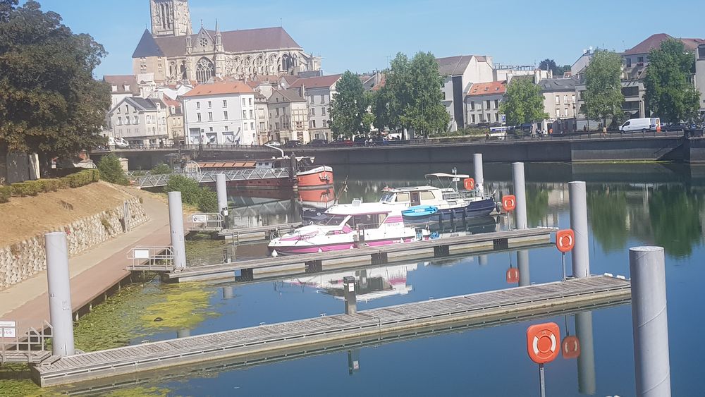 Location Colocation Recherche une (femme de préférence) Meaux