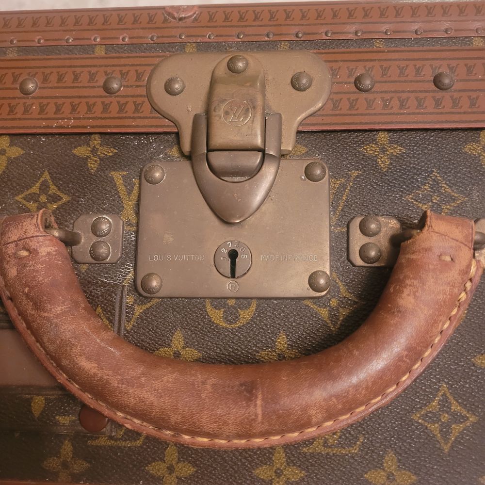 VALISES LOUIS VUITTON ALZER / BISTEN Maroquinerie