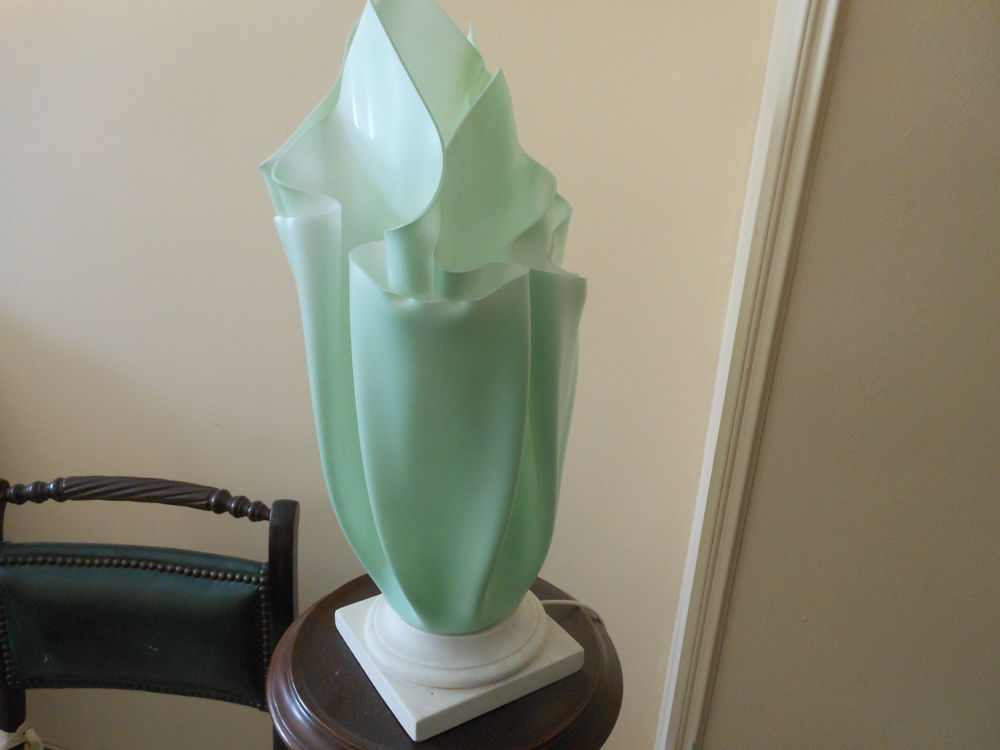Jolie lampe en r&eacute;sine Décoration