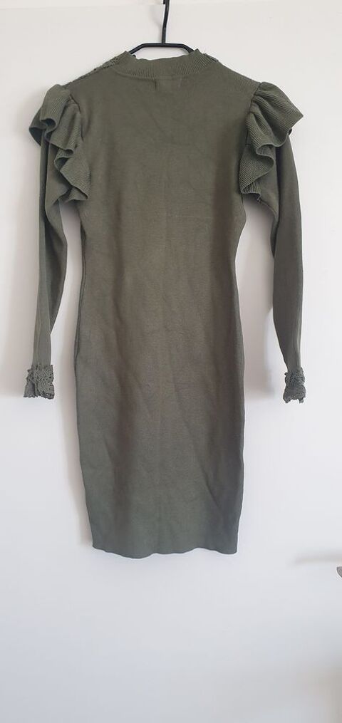 Robe kaki 5 Saint-Donat-sur-l'Herbasse (26)
