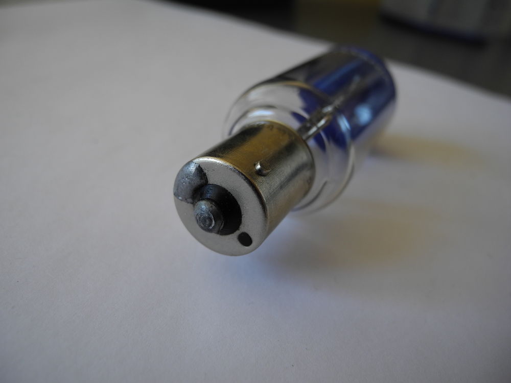Lampes SYLVANIA 230v 100w, pour projecteurs diapo/cin&eacute; Photos/Video/TV
