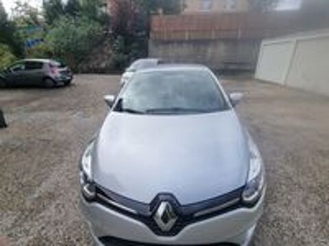 Clio IV Clio TCe 90 Energy Business 2017 occasion 69700 Givors