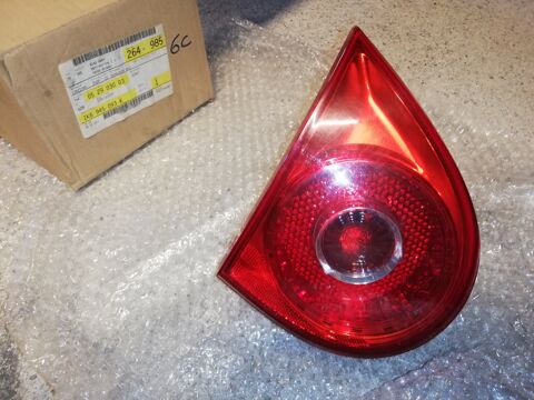 feu arrire secondaire gauche VW golf 5 V 1K6 945 093E14 ave 20 Belfort (90)