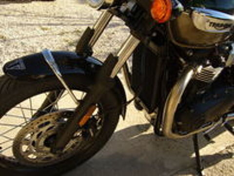 TRIUMPH 2024 occasion 83220 Le Pradet
