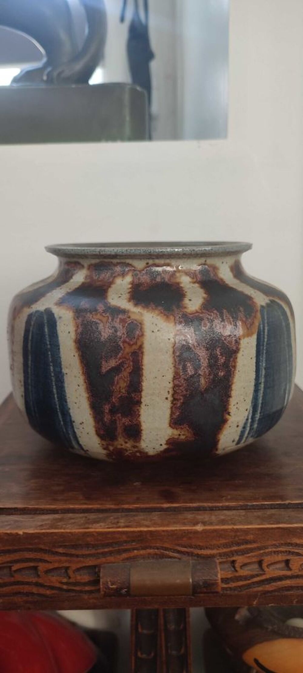 Vase Boule en Gr&egrave;s pyrit&eacute; sign&eacute; 