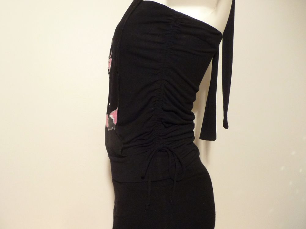 Top Noir avec son Drap&eacute; Noir et Lien &agrave; Nouer- Top Studio Vêtements