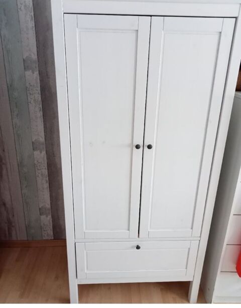 Armoire chambre enfant Calais (62)