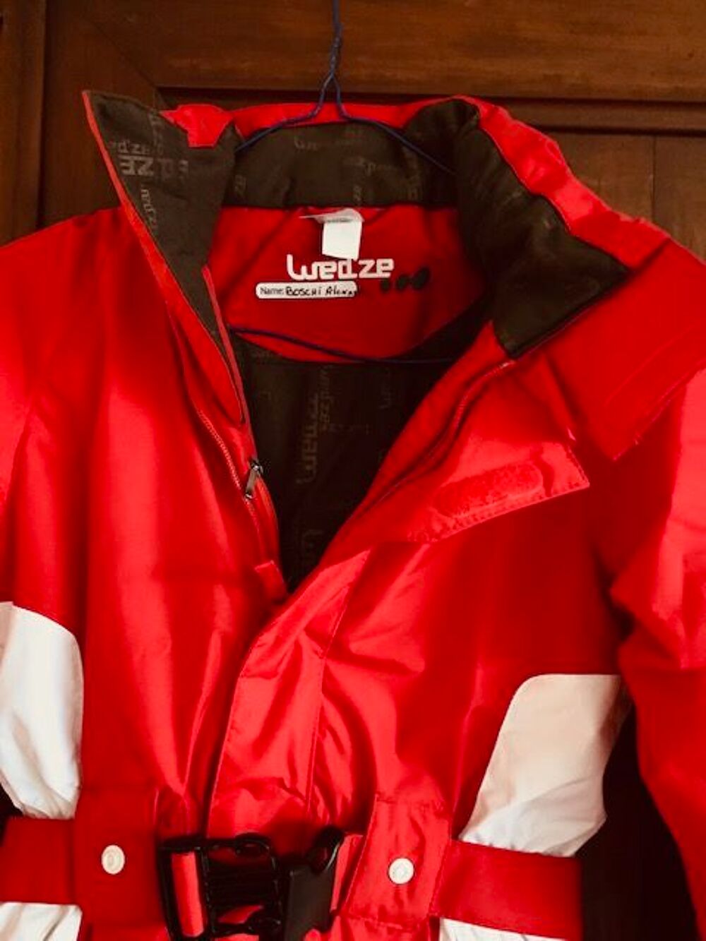 ARE
COMBINAISON DE SKI FILLE OU GARCON.
COULEUR ROUGE Vêtements enfants