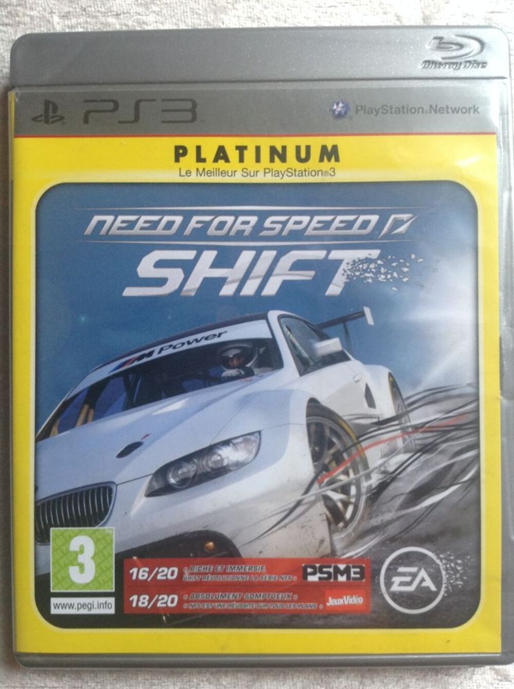 NEED FOR SPEED SHIFT JEU PS3 PLATINUM Envoi possible
Consoles et jeux vid�os