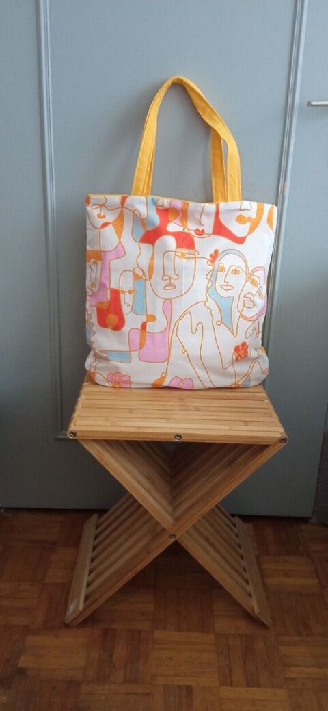 TOTE BAG les yeux, visages
15 Saint-Chamond (42)