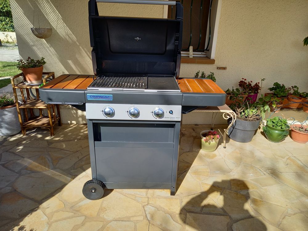Barbecue&amp;plancha Jardin