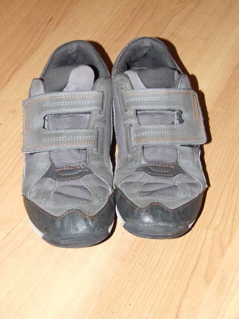 Chaussures NEWFEEL, Kid 300 Grise, Pointure 39 3 Bagnolet (93)