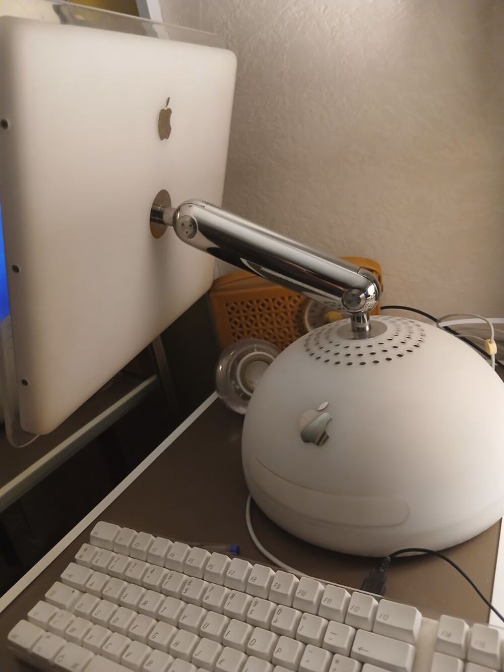 Imac g4 tournesol Matériel informatique