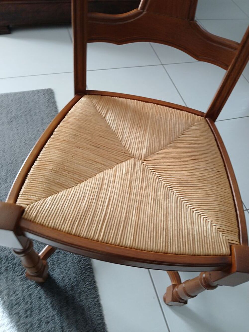 Table ovale et 6 chaises Meubles