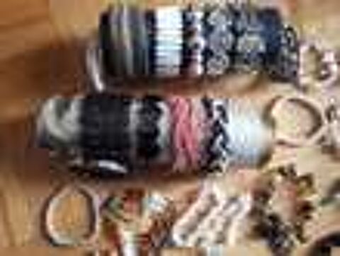Bracelets fantaisies Bijoux et montres