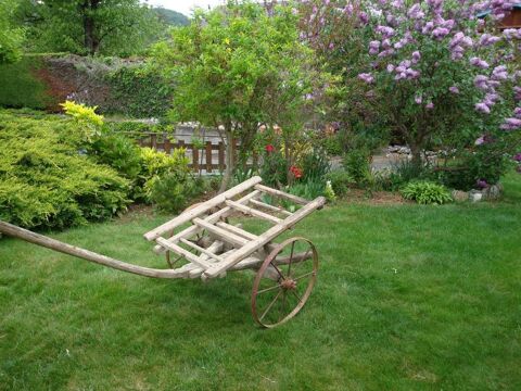 Petite charrette en bois  ;  barotton ancien pour décoration 80 Saint-Alban-Leysse (73)
