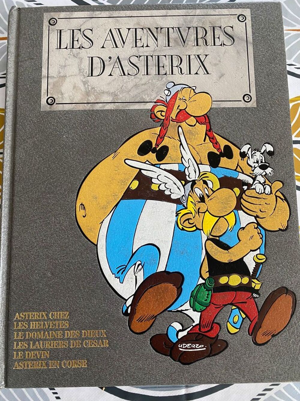 LES AVENTURES D ASTERIX TOME IV Livres et BD