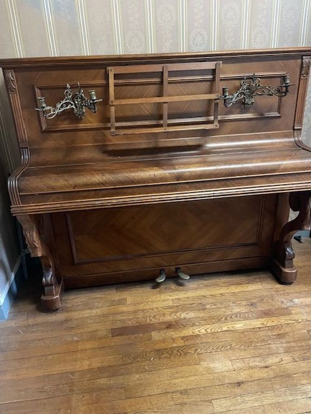 donne piano droit KRIEGELSTEIN &amp; Cie 1900 Instruments de musique