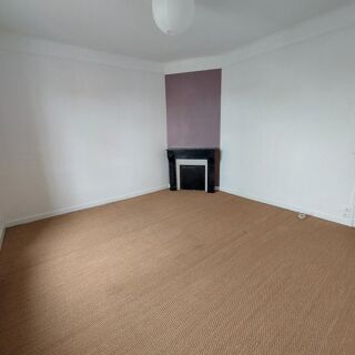  Appartement à louer 2 pièces 64 m²