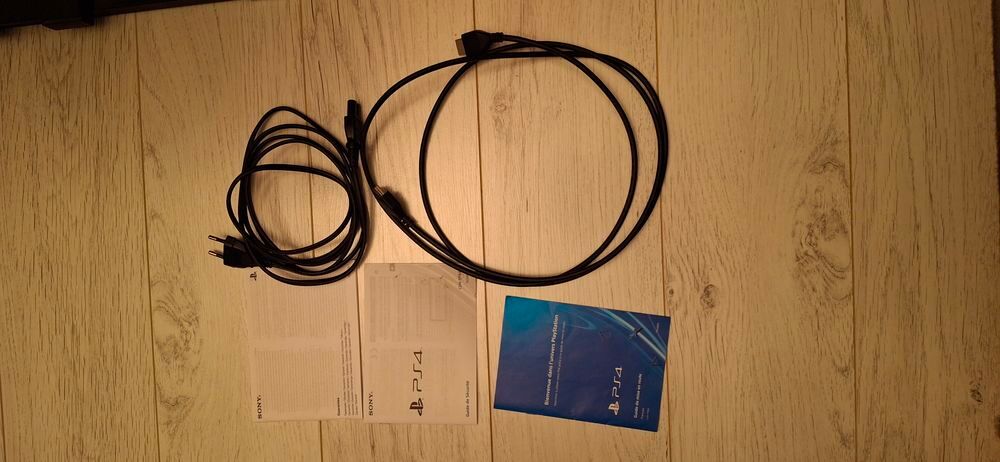 Playstation 4 / 500 Go Consoles et jeux vid�os