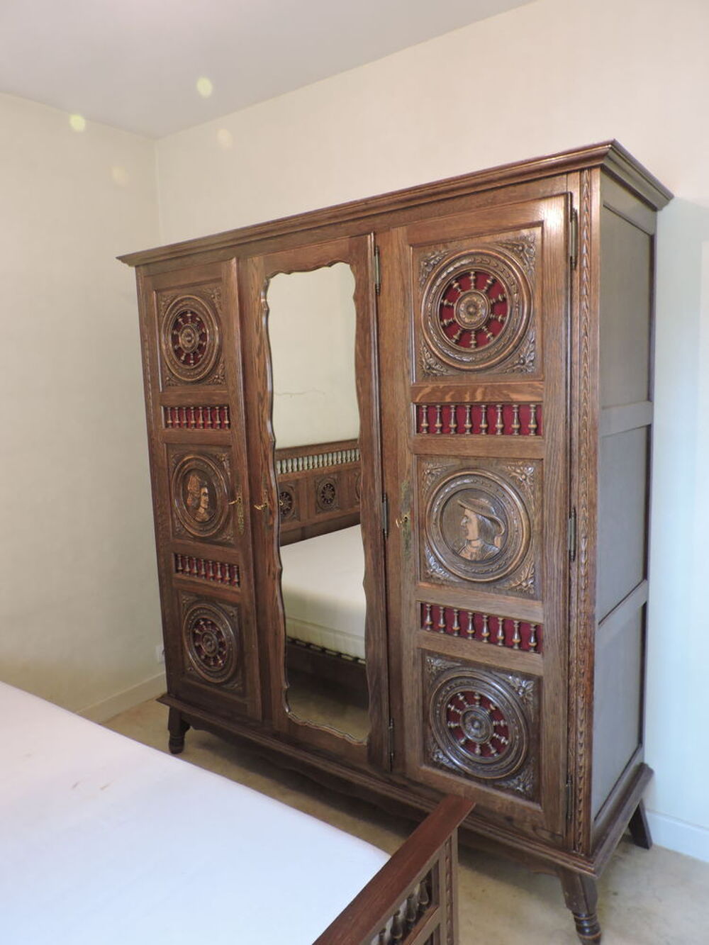 Chambre bretonne 
Meubles