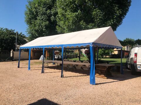   barnum 4m x 8 m  et barnum 3m x 3m 
0 63200 Mozac