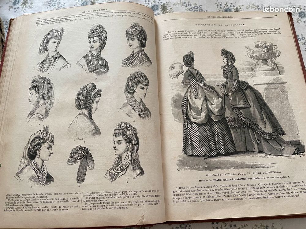 LIVRE ANCIEN DE MODE Livres et BD