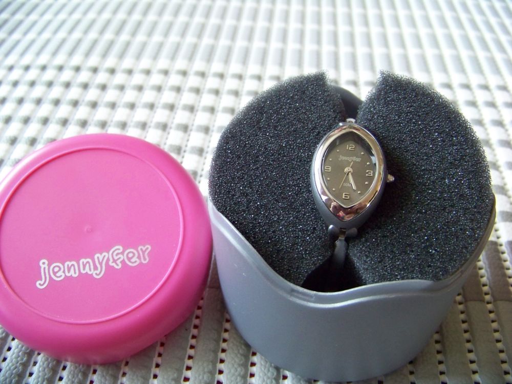 Montre jeune femme/jeune fille Marque Jennyfer Bijoux et montres