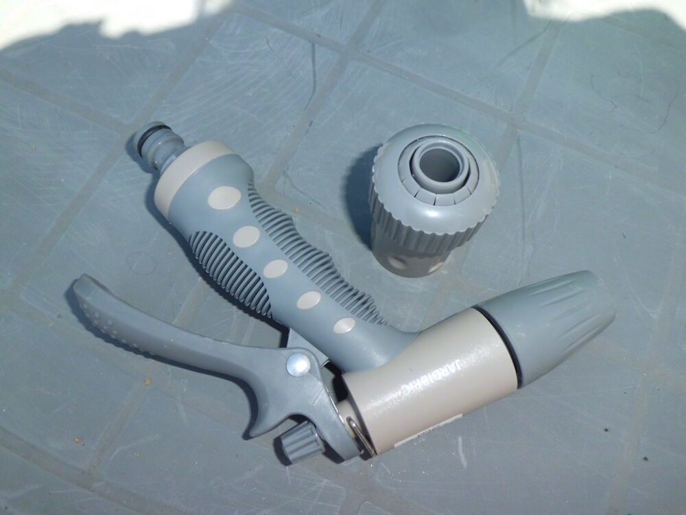  tuyau d'arrosage 25 m + kit manette tout neuf Jardin