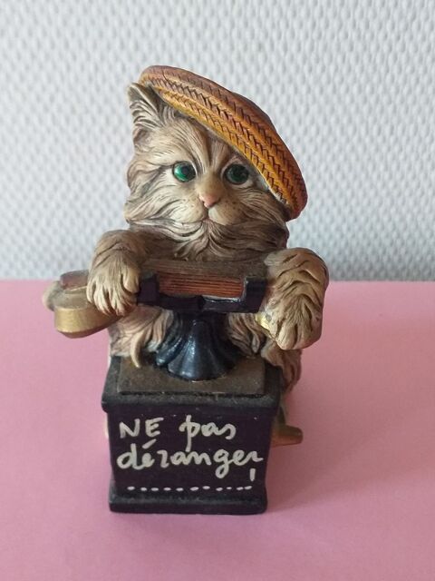 Statuette chat NIGRI, (ITALIE)  ne pas dranger  peinture au pinceau 15 Montauban (82)
