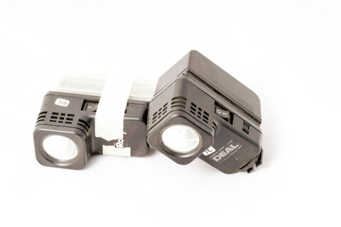 Deux torches, minettes sur batterie 5 Vincennes (94)