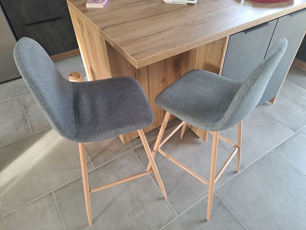 2 chaises de bar scandinave gris clair ? tr&egrave;s bon &eacute;tat Meubles
