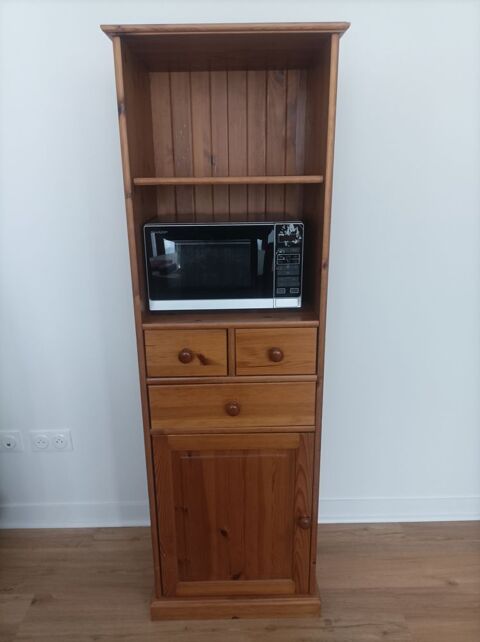 Colonne de rangement en pin massif 100 Paris 13 (75)