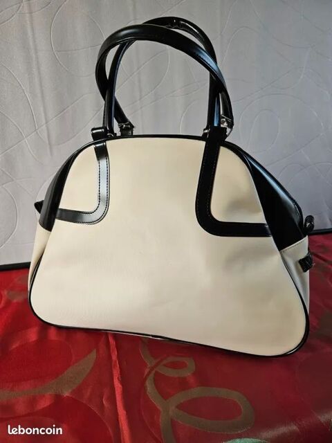 Sac   main bicolore crme et noir 15 Chartres-de-Bretagne (35)