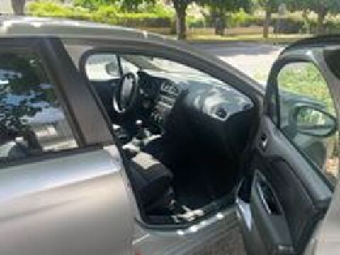 C4 VTi 95 Attraction 2013 occasion 75001 Paris