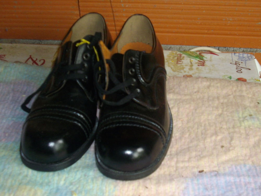 CHAUSSURES HOMMES EN CUIR Chaussures