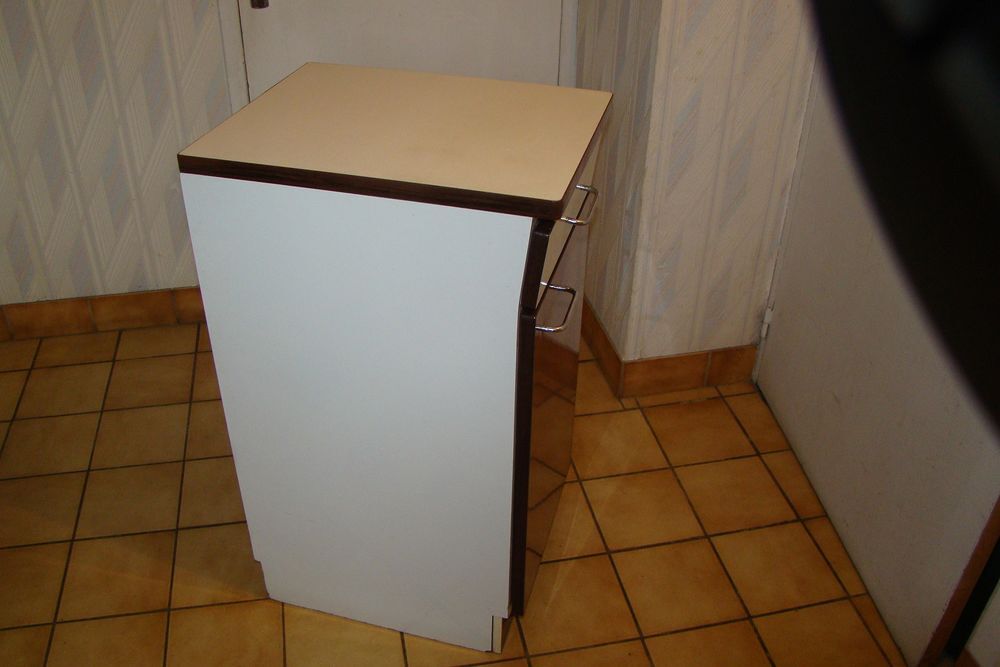 Buffet bas de cuisine en formica vintage ann&eacute;es 1960 Meubles