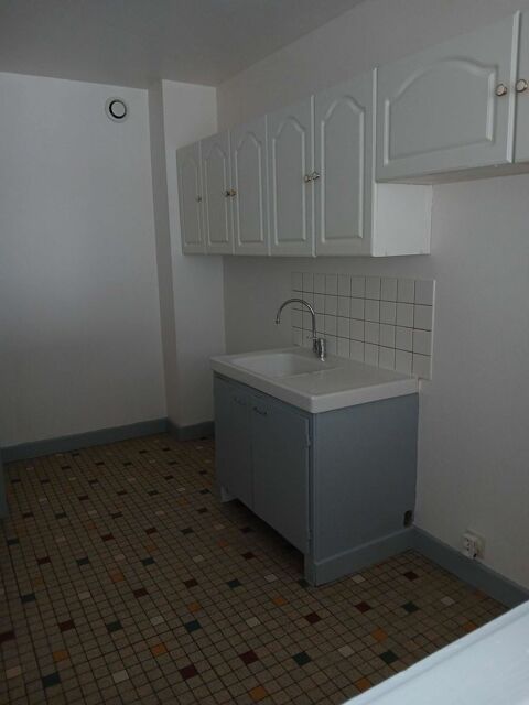  Appartement � louer 3 pi�ces 75 m� Bourbonne-les-bains