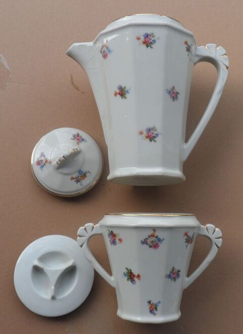 1 pot à lait ou à café et 1 sucrier en porcelaine 9 Castries (34)