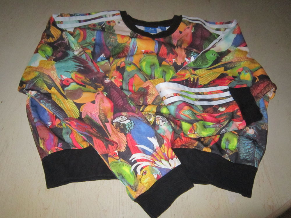 Sweat manches longues imprim&eacute; Tropical Vêtements