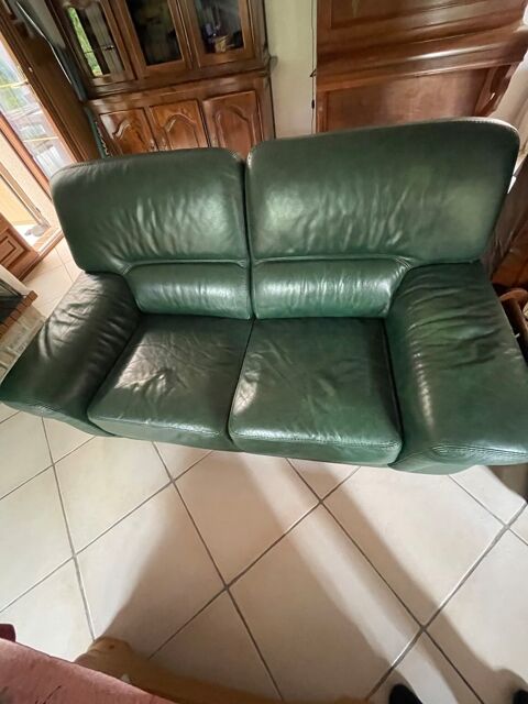 canap cuir 130 Lieusaint (77)