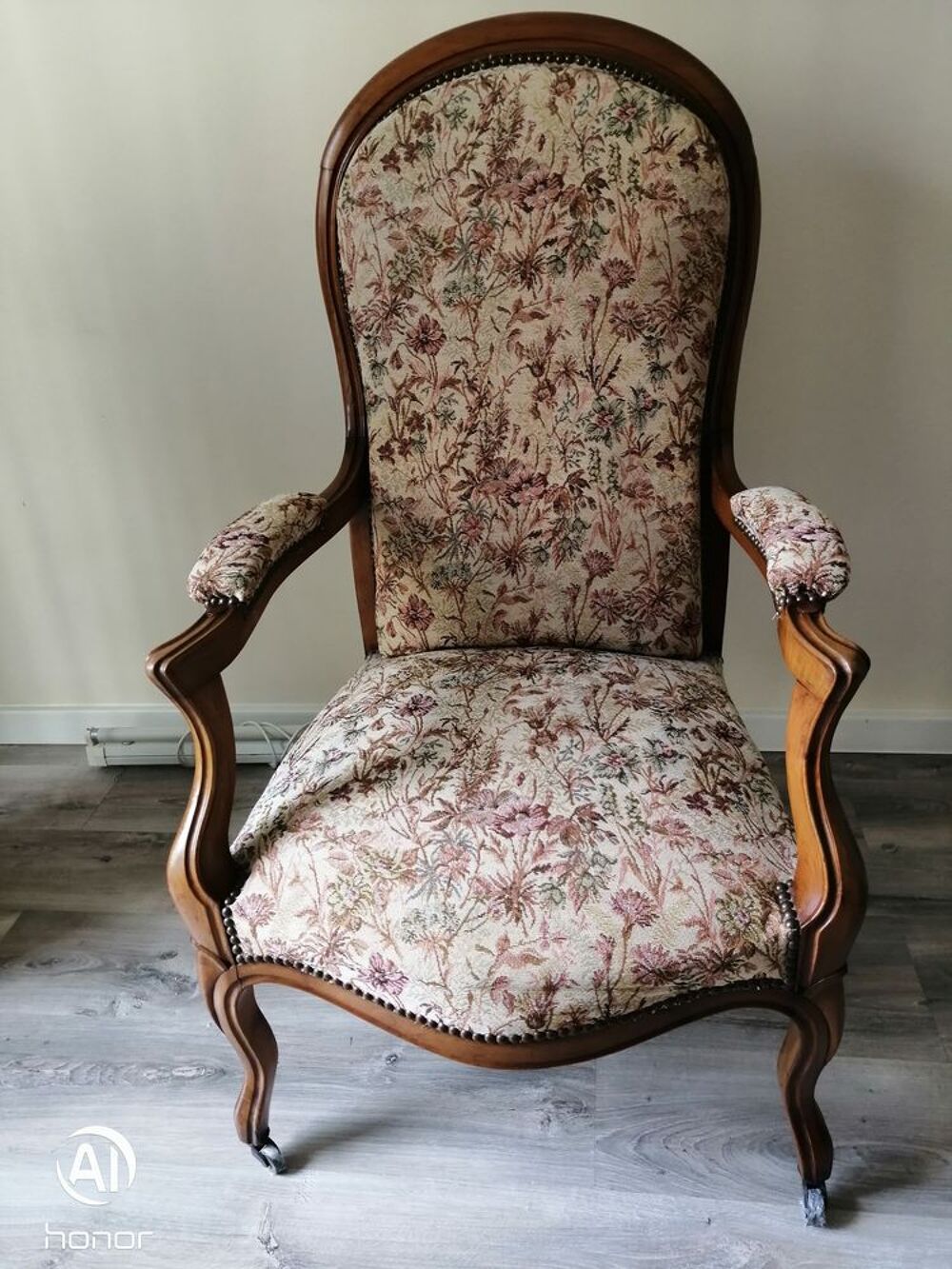 FAUTEUIL ANCIEN Meubles